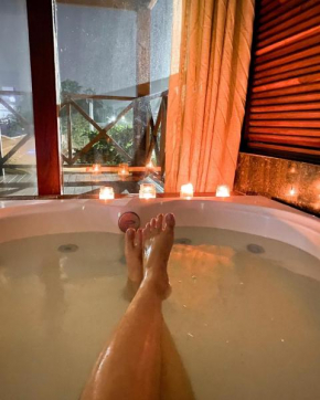 Casa ampla com piscina e hidromassagem